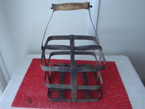 Ancien panier 4 bouteilles - 4,