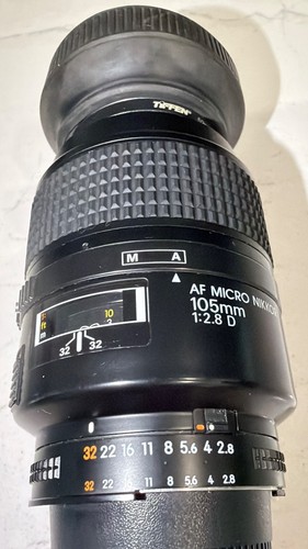 Nikon micro nikkor 105mm - nikon,