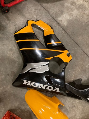 Honda cbr600f4 cbr600 - 99-00,