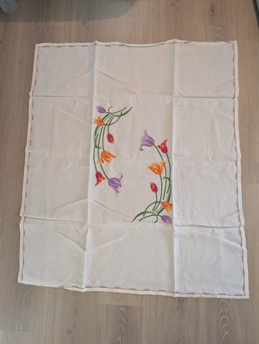 Nappe ancienne brodée - brodée, au