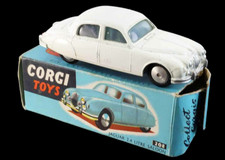 1 / 43 ème CORGY TOYS JAGUAR 2,4 L / jouet ancien