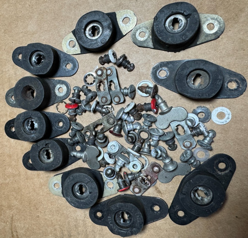 Cessna 172 cowl fasteners used - 172,