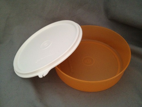 Tupperware small 500ml - small,
