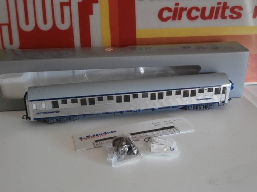 Aspect neuf sncf voiture lits - voiture,