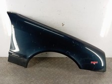 Aile avant droit MERCEDES