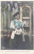 CP WOMEN'S ELEGANT HAT SLEEVE NEAR LETTERBOX - 53799