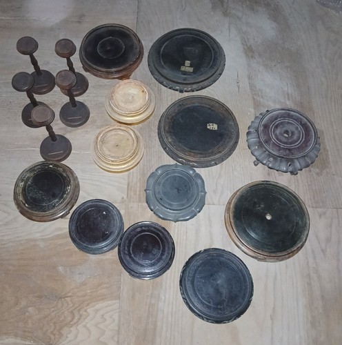 Lot socles en bois - 17,