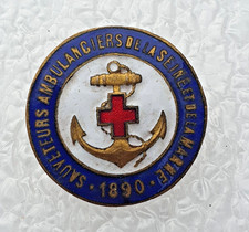 insignia of the Ambulance Rescuers of the Seine et Marne, 22 mm, gilded bronze