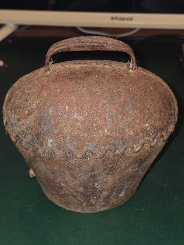 Ancienne grosse cloche vache - cloche,