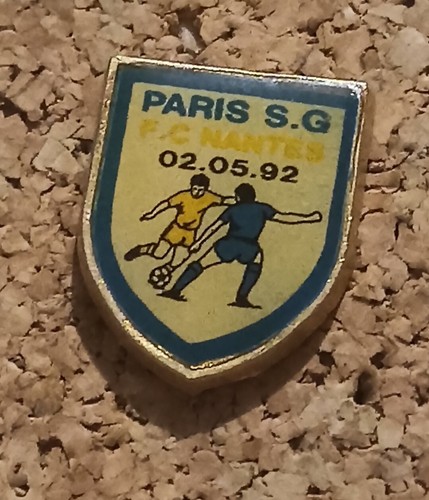 Pin nantes fcn - nantes,