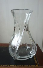 GRAND VASE EN CRISTAL SERPENTIN BACCARAT
