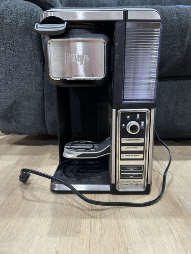 Ninja coffee maker - cf11, with
