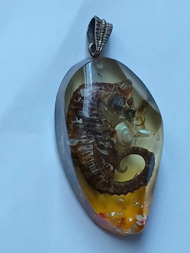Bijou pendentif 1970 - bijou,