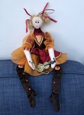 Unusual poseable Heaven sends ragdoll, lady / girl playing the violin