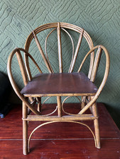 Chaise ancienne poupées /