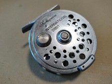 Moulinet de pêche à la mouche vintage Shakespeare 2851 modèle international