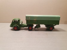 Tracteur Renault + Remorque