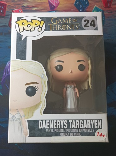 Daenerys targaryen figurine - daenerys,
