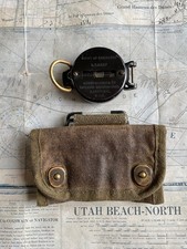 Boussole + pochette . Original