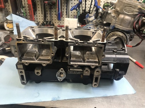 Kit carter moteur motoneige
