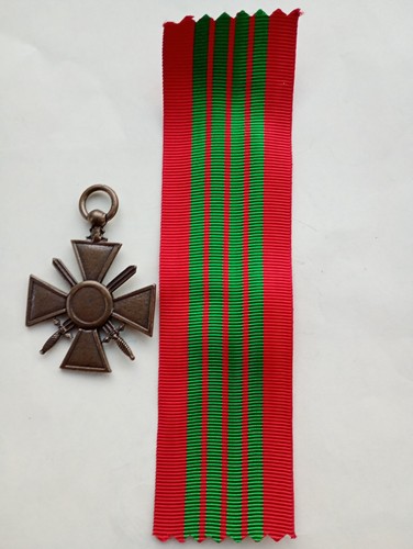 Médaille militaire insigne - médaille,