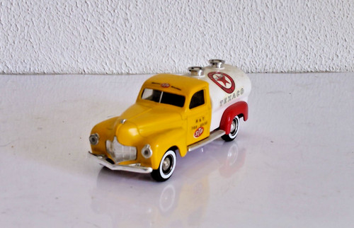 Voiture solido dodge - -,