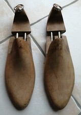 D3- Paire Embauchoirs anciens