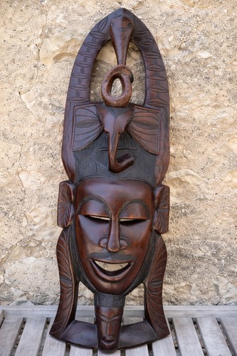 Très grand masque africain - très,