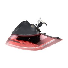 Feu arrière droit -