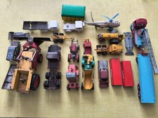 Lot jouets Dinky Toys