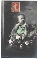 FANTAISIE - BEBE DANS PANIER