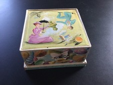 tres rare et ancienne poudre