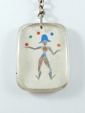 KEYCHAIN - "I BUY EVERYTHING aux DAMES de FRANCE" - Harlequin Juggling Circus