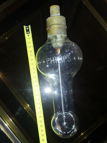 Ancienne lampe tube géant - ancienne,