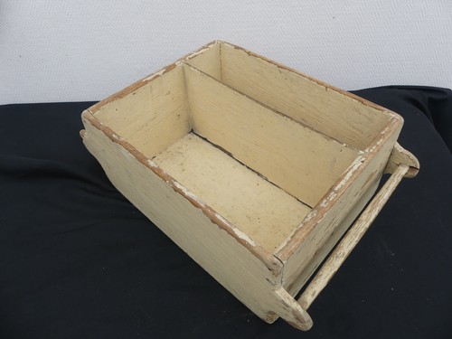 Vends ancienne belle - caisse, en