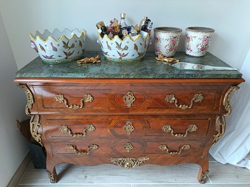 Commode tombeau tiroirs galbes - commode,