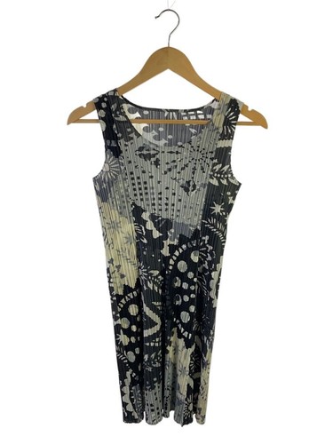 Pleats please issey - issey, miyake