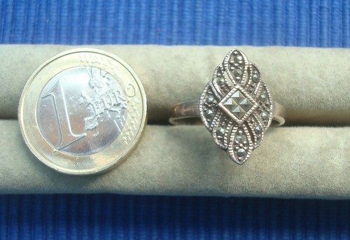 B31 jolie bague vintage - ,