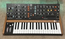 Behringer Poly D Analog 4-voice Polyphonic Synthesizer 37 Full-size Keys & Seq.