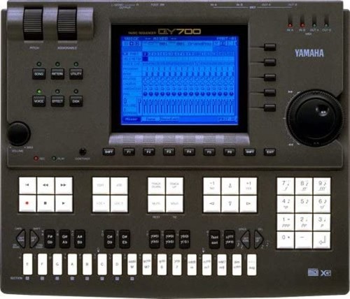 Yamaha music sequencer qy700 - sequencer,