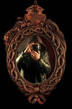 Étonnant et ancien miroir