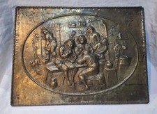 ANCIEN TABLEAU PLAQUE CUIVRE REPOUSSÉE RELIEF SCÈNE DE BISTROT DU XIXÈME 43 X 32
