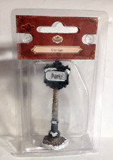 LUVILLE - CHRISTMAS FIGURE - CITY SIGN - PARIS / LONDON