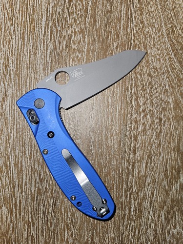 Benchmade griptilian 550 s30v - benchmade,