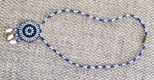 Collier perles bleues - ,