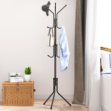 Porte-manteau au sol peu