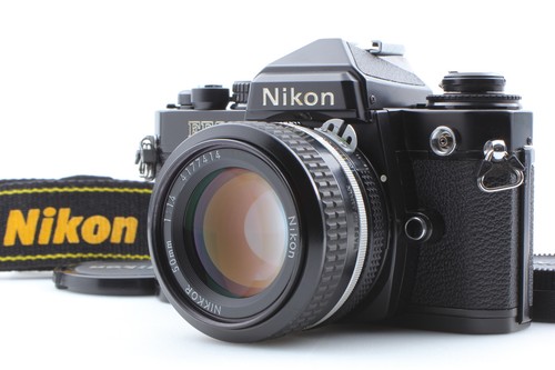 Appareil photo argentique - , noir