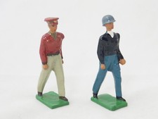 Lot 2 figurines Collection