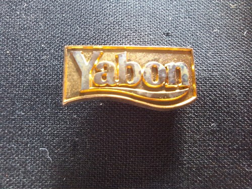 Pin yabon arthus - pin’s, bertrand