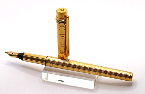 Cartier trinity stylo plume - cartier,